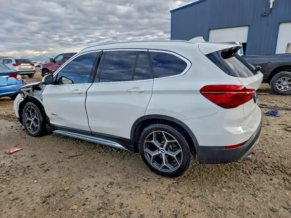 WBXHT3C31J5K24306 2018 BMW X1 - Image 2
