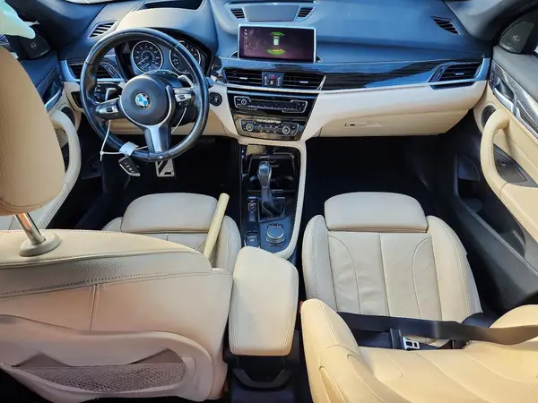 WBXHT3C31J5K29540 2018 BMW X1 - Image 8