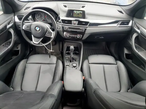 WBXHT3C31J5K29781 2018 BMW X1 - Image 8