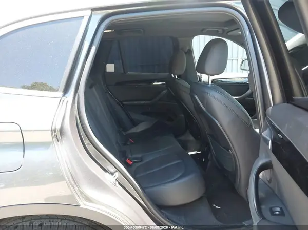 WBXHT3C31J5K30929 2018 BMW X1 - Image 8