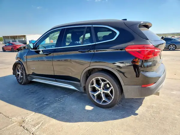 WBXHT3C31J5K31580 2018 BMW X1 - Image 2