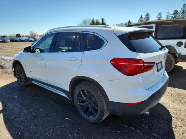 WBXHT3C31J5L25605 2018 BMW X1 - Image 2