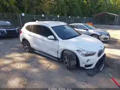 WBXHT3C31J5L27077 2018 BMW X1