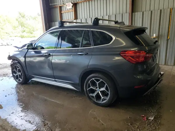 WBXHT3C31J5L28049 2018 BMW X1 - Image 2