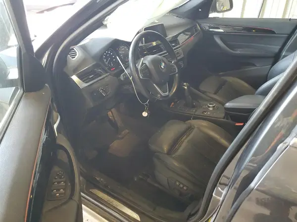 WBXHT3C31J5L28049 2018 BMW X1 - Image 8