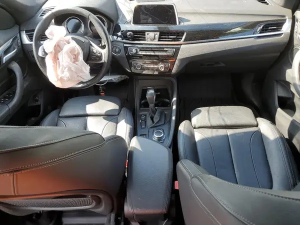 WBXHT3C31J5L30321 2018 BMW X1 - Image 8