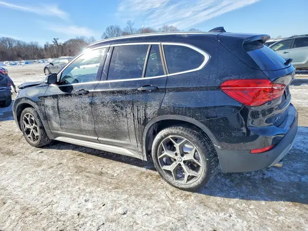 WBXHT3C31J5L31131 2018 BMW X1 - Image 2