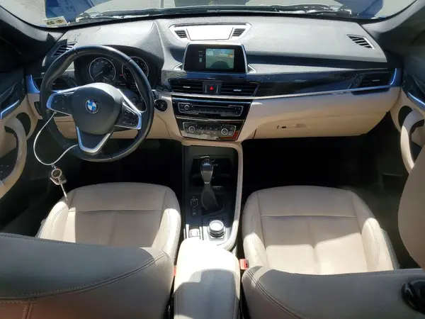 WBXHT3C31J5L32764 2018 BMW X1 - Image 8