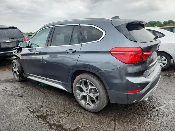 WBXHT3C31J5L33817 2018 BMW X1 - Image 2