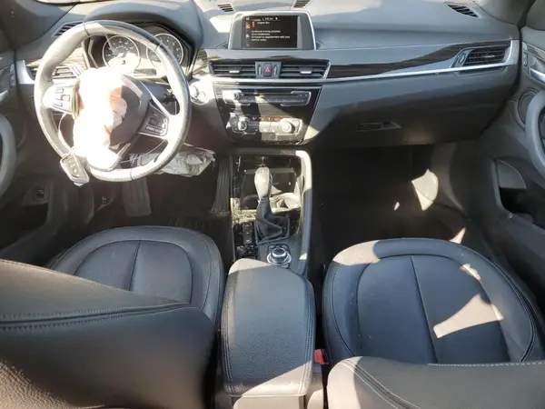 WBXHT3C32G5E51760 2016 BMW X1 - Image 8
