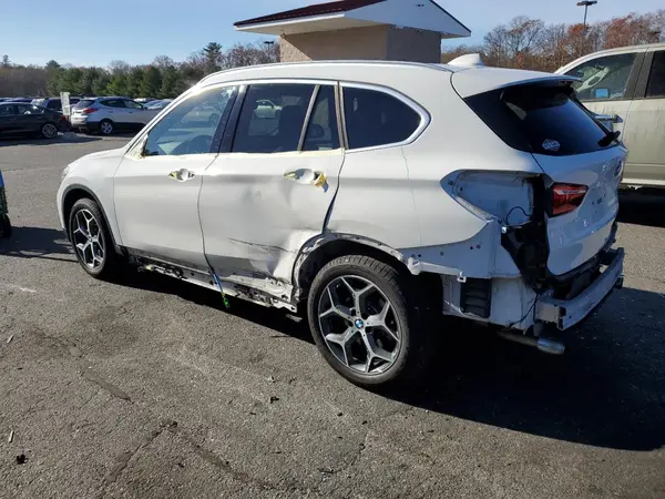 WBXHT3C32G5E52052 2016 BMW X1 - Image 2