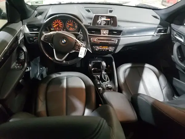WBXHT3C32G5E52939 2016 BMW X1 - Image 8