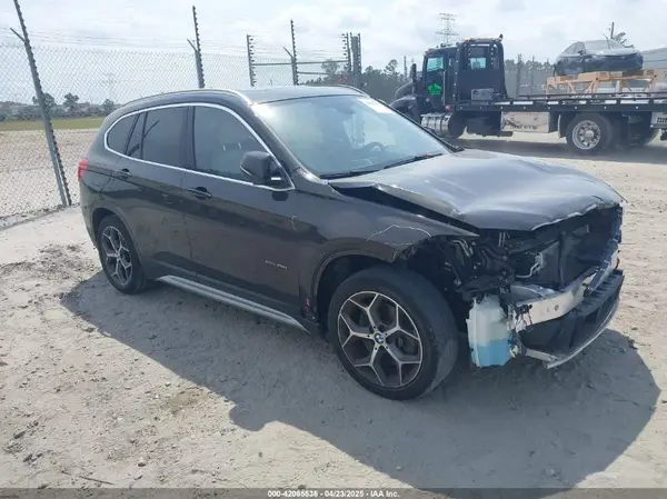 WBXHT3C32G5E53055 2016 BMW X1 - Image 1