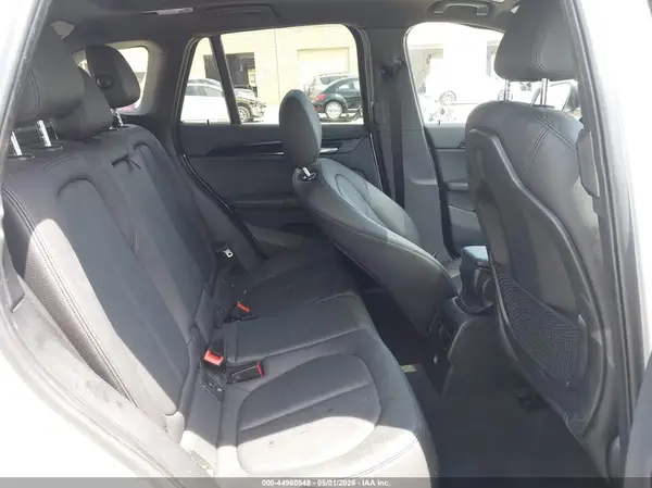 WBXHT3C32G5E53461 2016 BMW X1 - Image 8