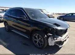 WBXHT3C32G5E55405 2016 BMW X1