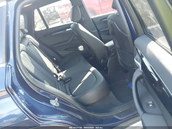 WBXHT3C32G5E55856 2016 BMW X1 - Image 8