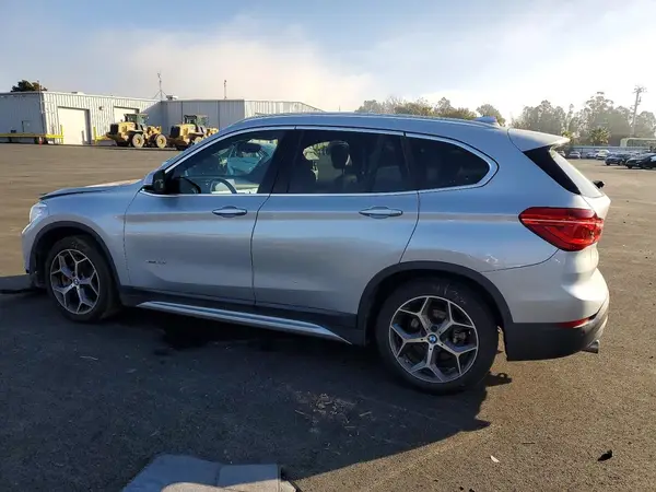 WBXHT3C32GP882990 2016 BMW X1 - Image 2
