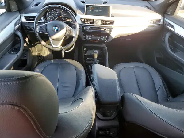 WBXHT3C32GP882990 2016 BMW X1 - Image 8