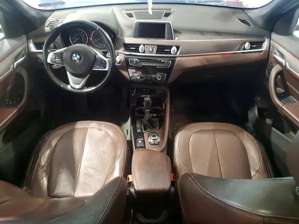 WBXHT3C32GP883105 2016 BMW X1 - Image 8