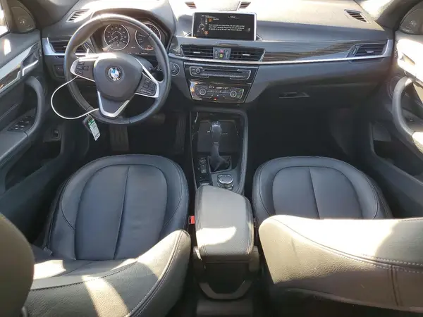 WBXHT3C32GP883511 2016 BMW X1 - Image 8