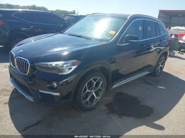 WBXHT3C32GP884433 2016 BMW X1 - Image 2