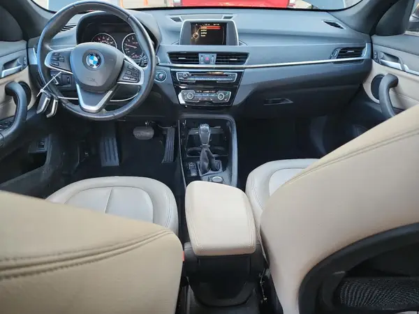 WBXHT3C32GP886943 2016 BMW X1 - Image 8