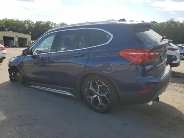 WBXHT3C32GP887168 2016 BMW X1 - Image 2