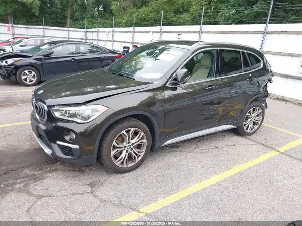 WBXHT3C32GP888322 2016 BMW X1 - Image 2
