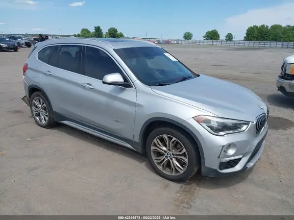 WBXHT3C32GP889096 2016 BMW X1 - Image 1