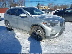 WBXHT3C32GP889583 2016 BMW X1