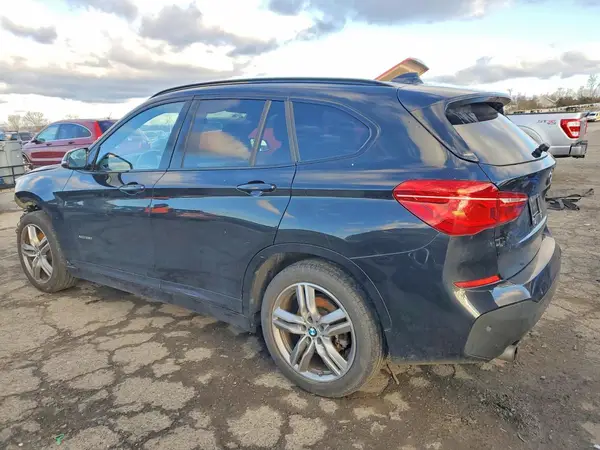 WBXHT3C32H5F71320 2017 BMW X1 - Image 2