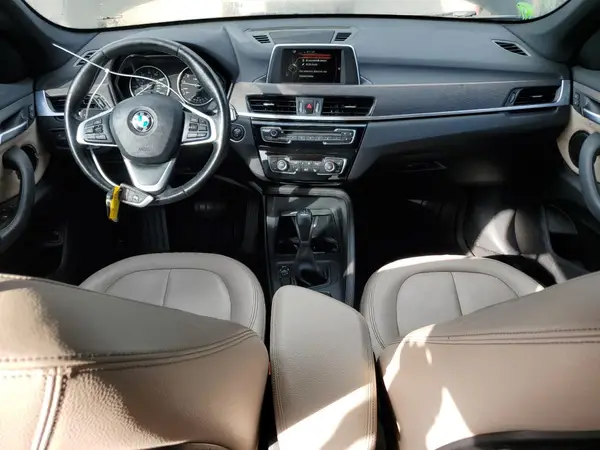 WBXHT3C32H5F71690 2017 BMW X1 - Image 8