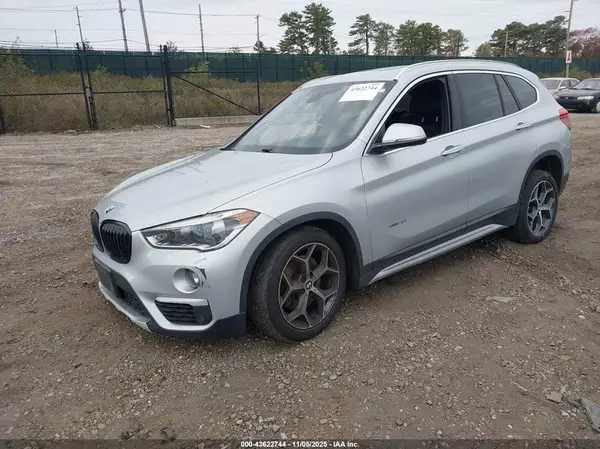 WBXHT3C32H5F72225 2017 BMW X1 - Image 2