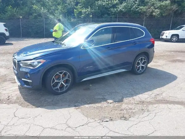 WBXHT3C32H5F72371 2017 BMW X1 - Image 2