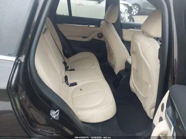 WBXHT3C32H5F72970 2017 BMW X1 - Image 8