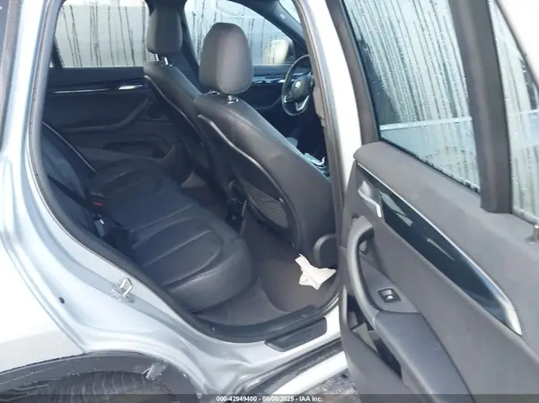 WBXHT3C32H5F74203 2017 BMW X1 - Image 8