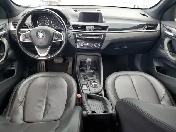 WBXHT3C32H5F75870 2017 BMW X1 - Image 8