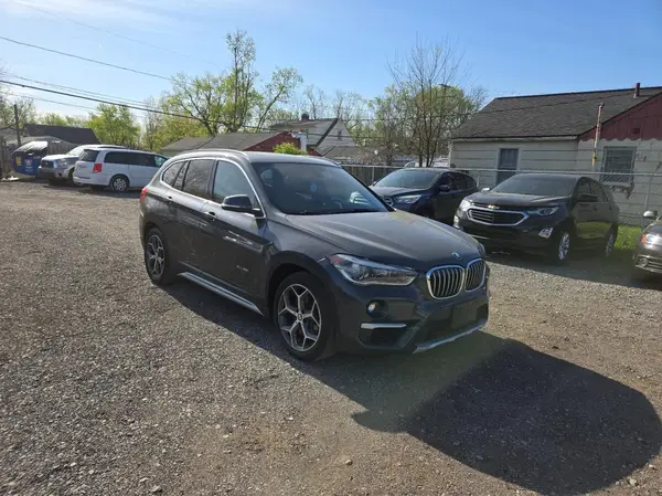 WBXHT3C32H5F79305 2017 BMW X1 - Image 1