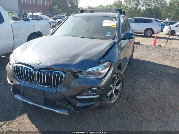WBXHT3C32H5F80065 2017 BMW X1 - Image 2