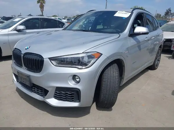 WBXHT3C32H5F82687 2017 BMW X1 - Image 2