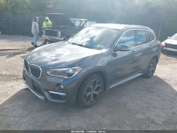 WBXHT3C32H5F83225 2017 BMW X1 - Image 2