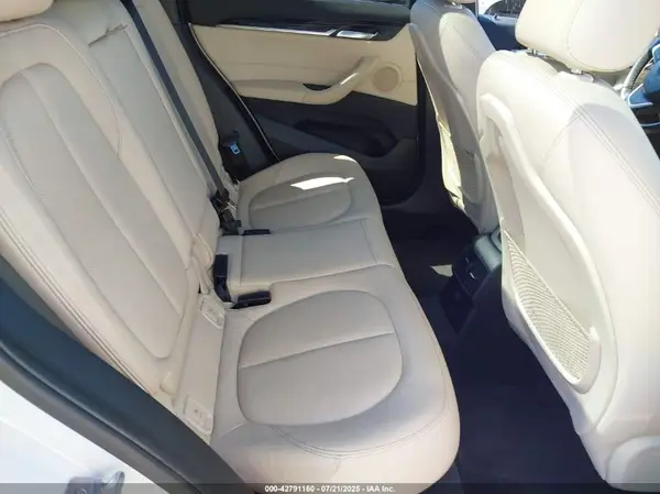 WBXHT3C32H5F83287 2017 BMW X1 - Image 8