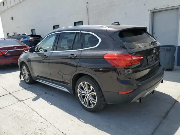 WBXHT3C32H5F84293 2017 BMW X1 - Image 2