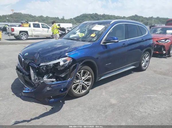 WBXHT3C32H5F85007 2017 BMW X1 - Image 2