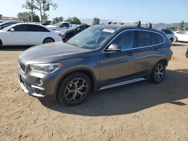WBXHT3C32H5F85699 2017 BMW X1 - Image 1