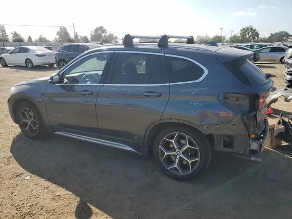 WBXHT3C32H5F85699 2017 BMW X1 - Image 2