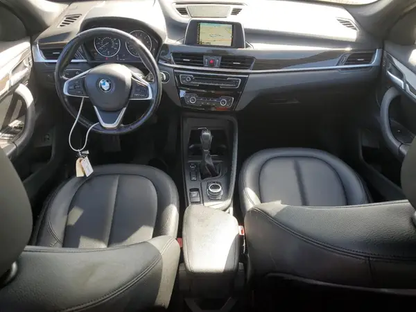 WBXHT3C32H5F85699 2017 BMW X1 - Image 8