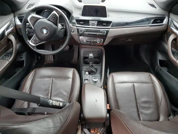 WBXHT3C32J3H30676 2018 BMW X1 - Image 8