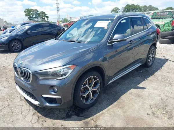 WBXHT3C32J3H30693 2018 BMW X1 - Image 2