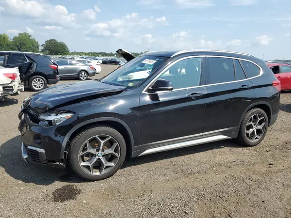 WBXHT3C32J3H30953 2018 BMW X1 - Image 1